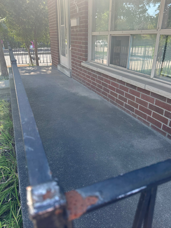 Pressure washing - Before